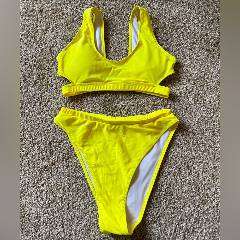Two piece high waisted swimsuit!